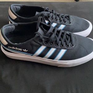 I used them like 3 times, very good condition. Size 10